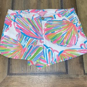 Size 0 Lilly Pulitzer Shorts in EUC